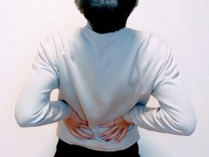 腰椎捻挫の治療期間や方法と症状について詳しく解説！