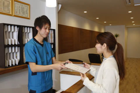 痛みの原因に着目した【茨木はなおか整骨院】の交通事故施術とは