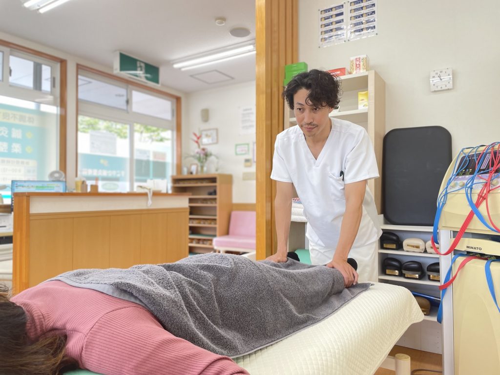 すこやか鍼灸整骨院|行政書士との連携で施術から事故対応までサポート - 交通事故病院サーチ