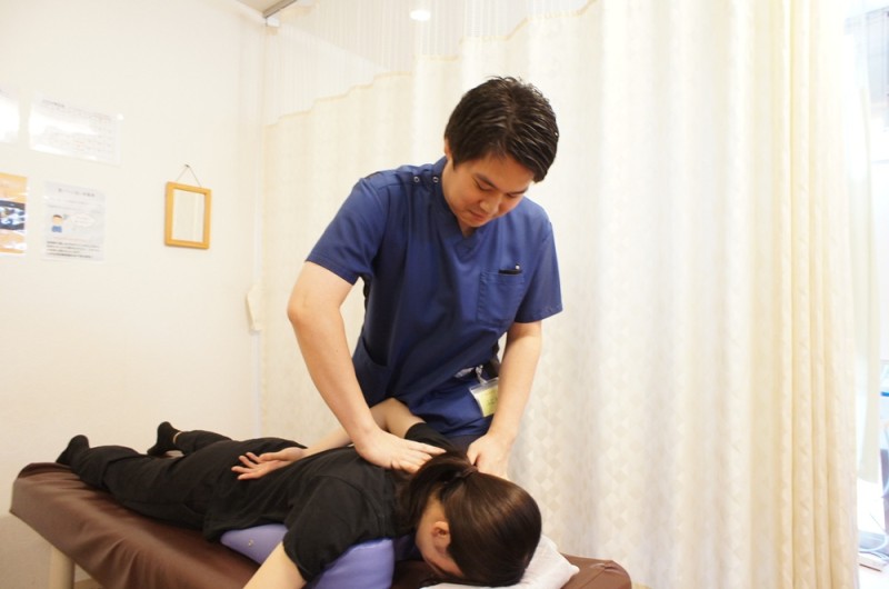 リフレ鍼灸整骨院 施術